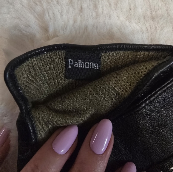 Genuine leather dark shade glows, Size 8, NWT - Picture 5 of 5